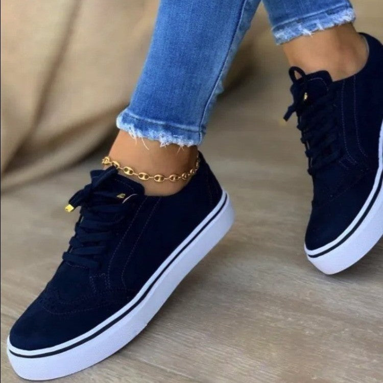 Damen Freizeitschuhe mit Broguing-Details und Plateau – Modische Sneaker für Alltag und Streetstyle