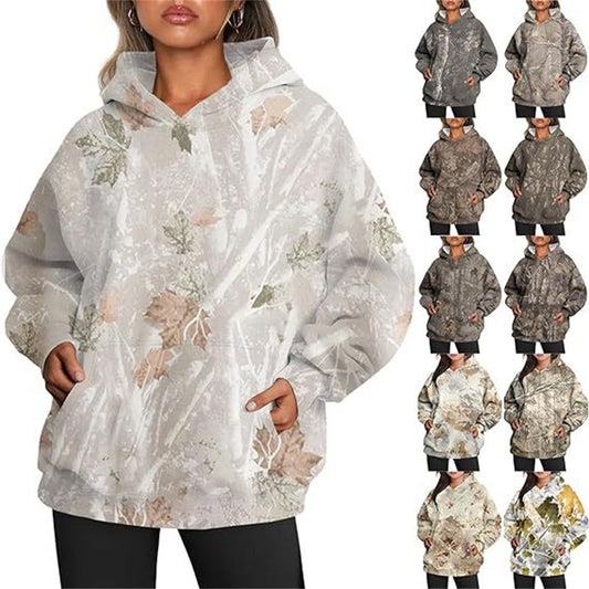 Christina – Übergroßer Damen-Hoodie mit Ahornblatt-Druck
