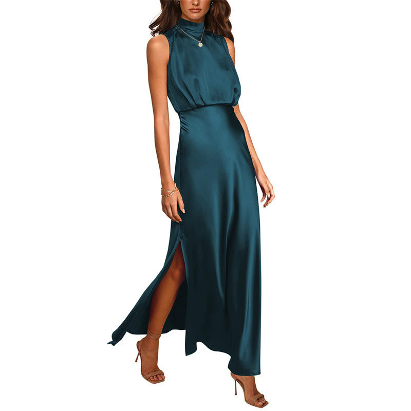 Judith – Satin-Kleid mit Stehkragen
