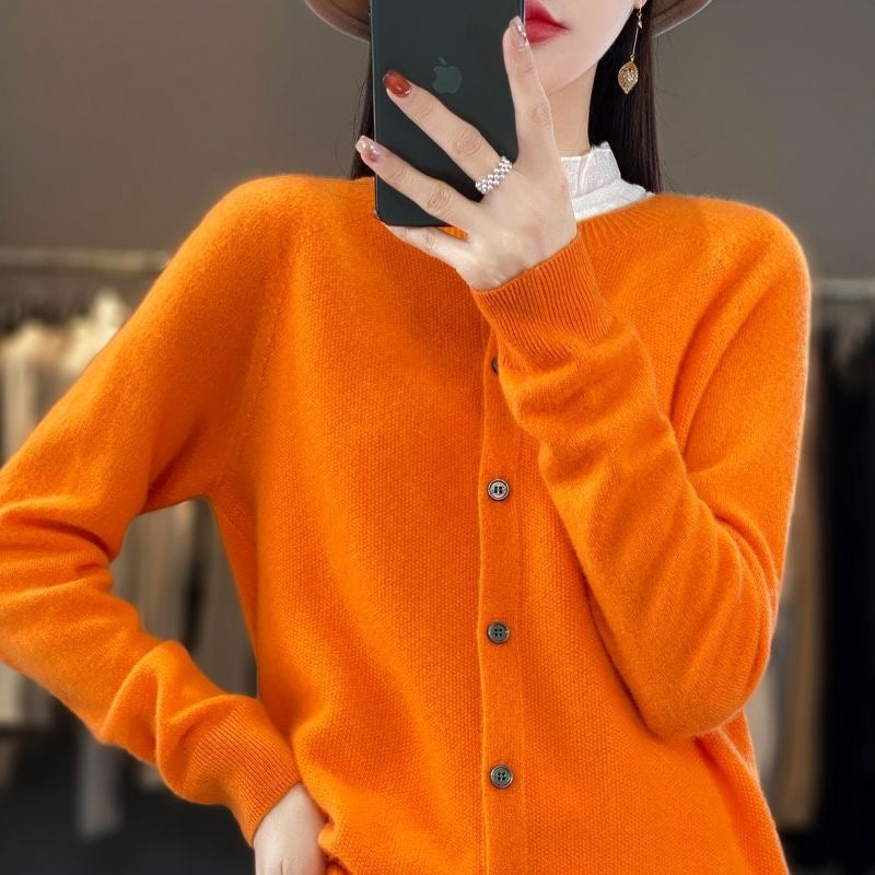 Katie – Merino Woll-Cardigan mit Rundhalsausschnitt und langen Ärmeln