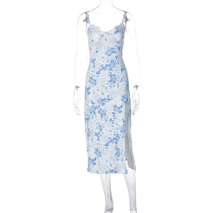 Caroline – Sexy Sommerkleid mit Spitzenblumenmuster und Schlitz