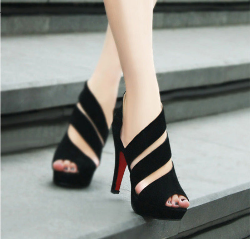 Catherine – Römische High Heels mit Fischmaul aus Wildleder