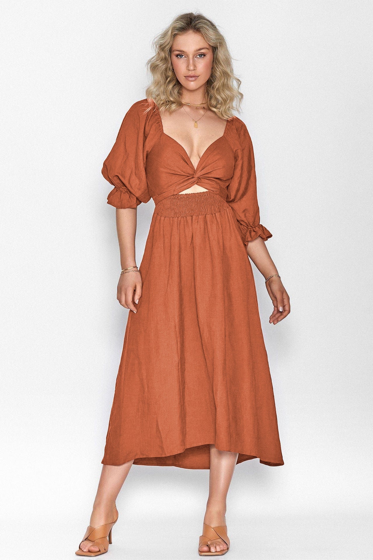 Kate – Rüschiges Damenkleid mit Kordelzug