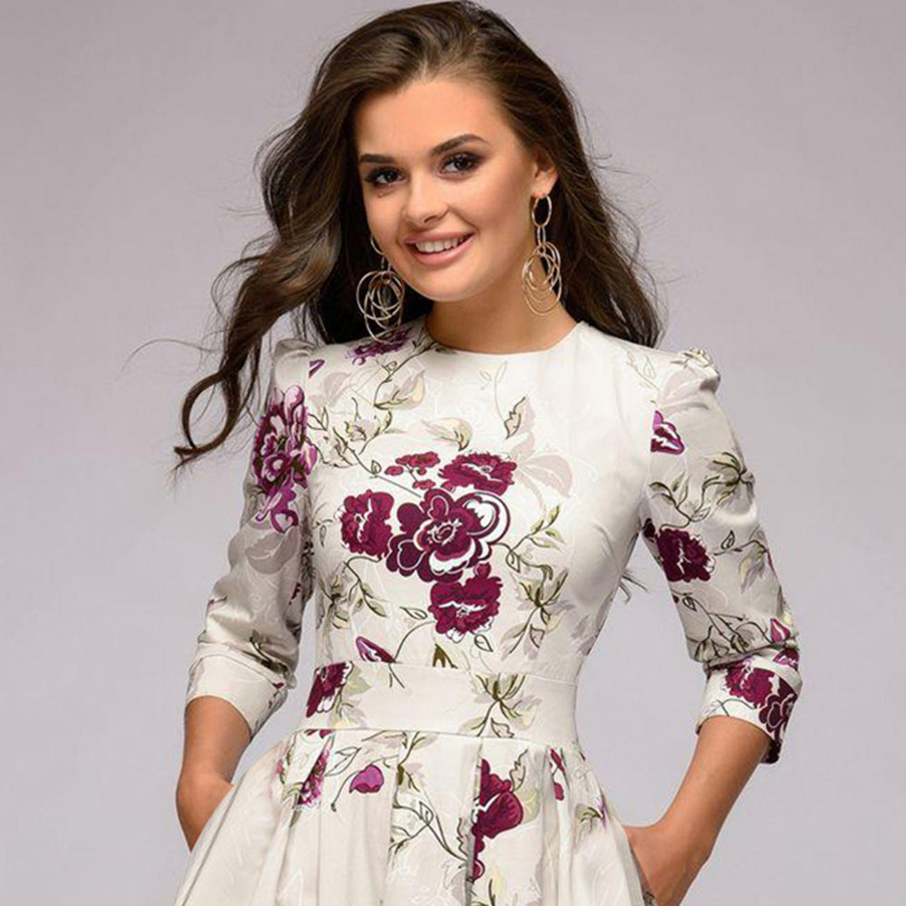 Tara – A-Linien Plissee-Kleid mit modischem Print