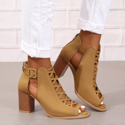 Andrea – Hohe Absatzsandalen mit runder Zehenpartie und Schnalle
