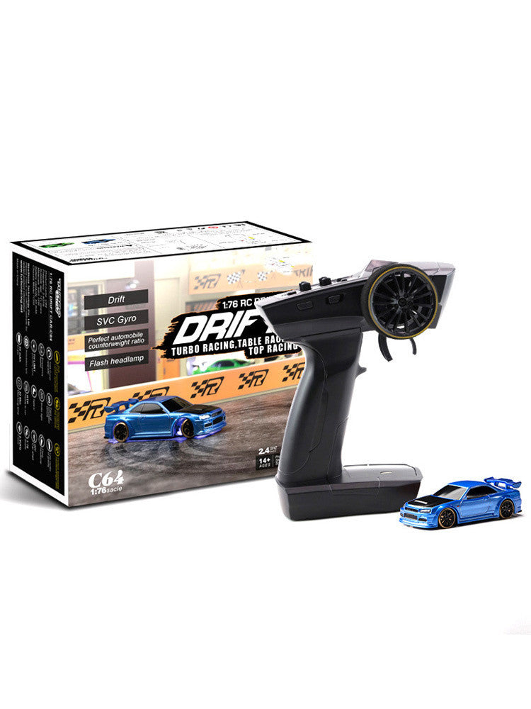 1:76 RC Drift Auto C64 – Turbo Racing Modellauto für Jungen ab 14 Jahren, ferngesteuertes Driftauto mit Gyro und LED-Scheinwerfern