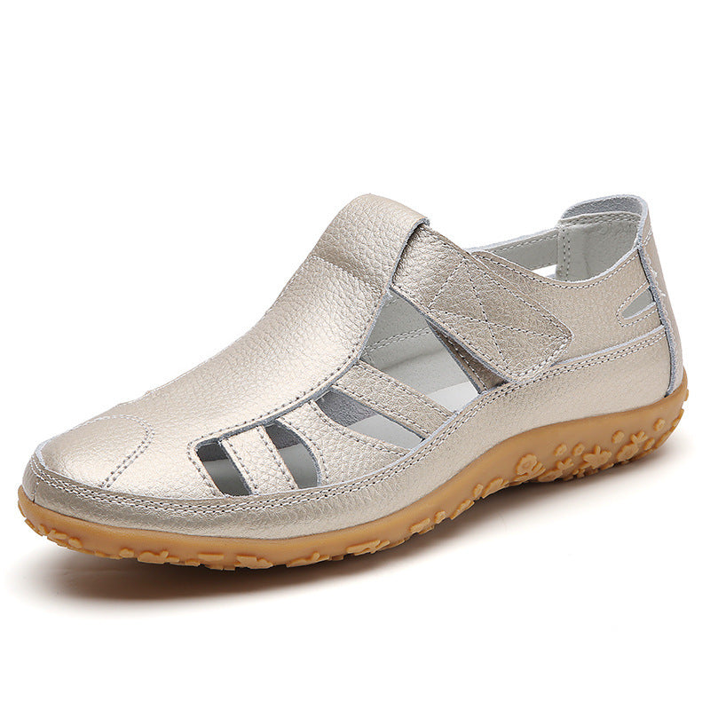 Amanda – Handgemachte Retro Weichsohlenschuhe aus veganem Leder mit Klettverschluss