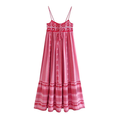 Lucy – Langes gehäkeltes Kleid mit U-Ausschnitt und Spaghetti-Trägern
