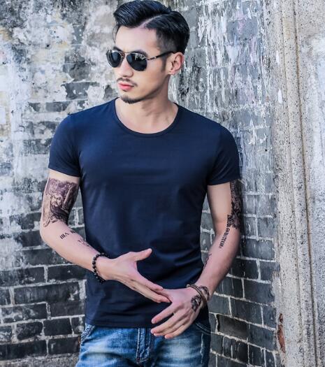 Wayne – Herren T-Shirts für den heißen Sommer