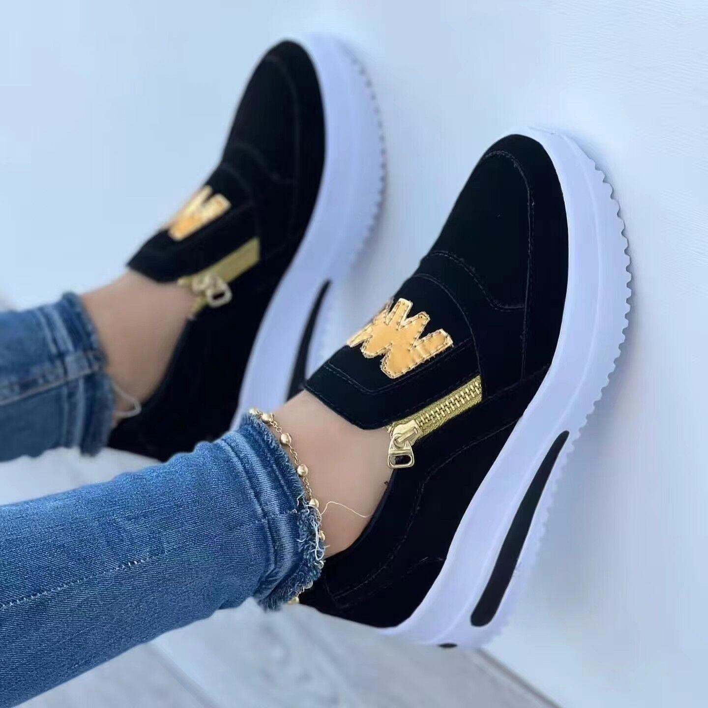 Natasha – Sportliche Damensneaker in großen Größen mit einfarbigem Design