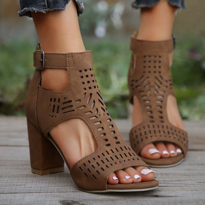 Sophia – Hohe quadratische Ferse Hohle römische Schuhe mit Rückreißverschluss Design Sommermode Sandalen für Damen