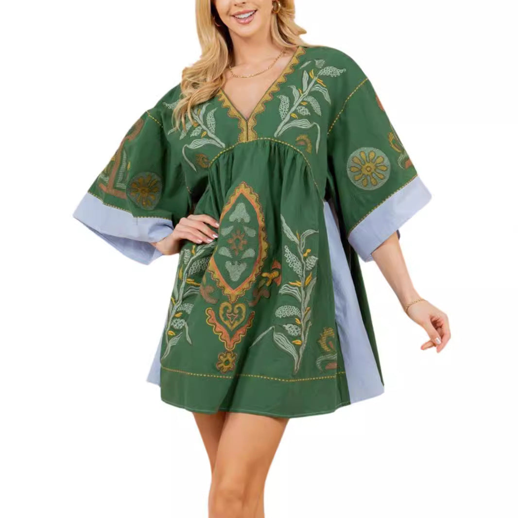 Janet – Blumengedrucktes V-Ausschnittkleid mit 34 Ärmeln