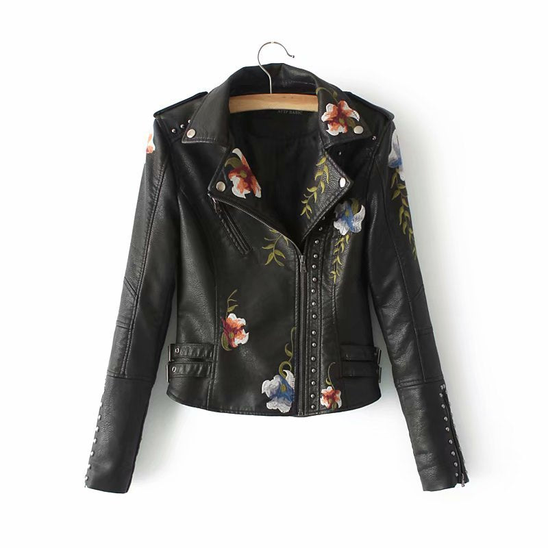 Charlie – Bestickte, gepunktete vegane Lederjacke