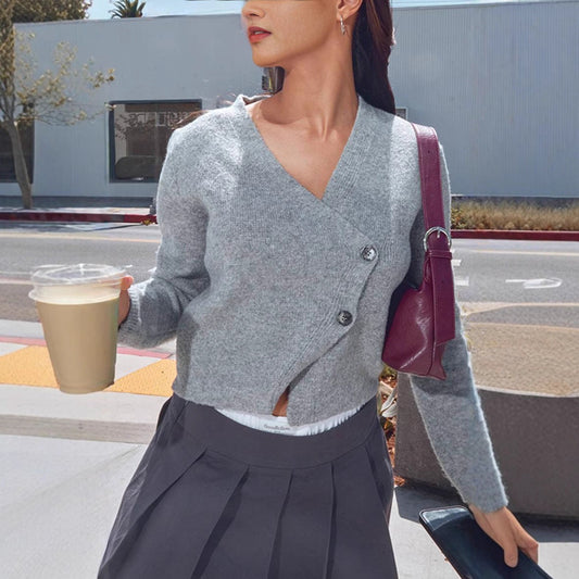 Tanya – Knopf-Cardigan aus veganem Material