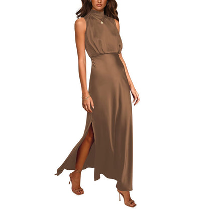Judith – Satin-Kleid mit Stehkragen