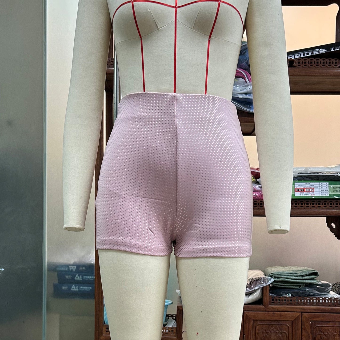 Francesca – Glänzende Shorts für Damen