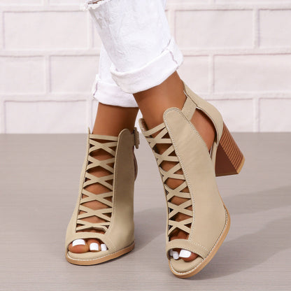 Andrea – Hohe Absatzsandalen mit runder Zehenpartie und Schnalle