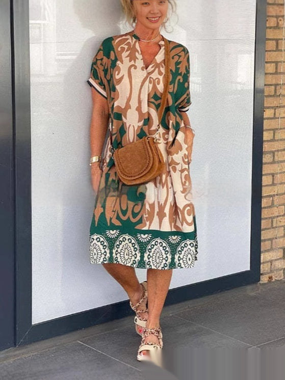 Francesca – Lockeres V-Ausschnitt Kleid mit einfachem Druck