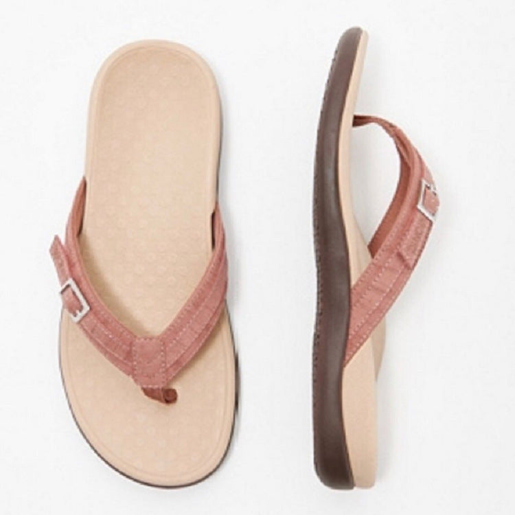 Abigail – Flache Damenhausschuhe mit veganem Leder und Metallakzenten