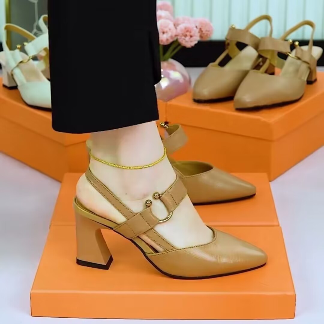 Lydia – Geschlossene Zehen Chunky High Heels aus Premium Veganleder