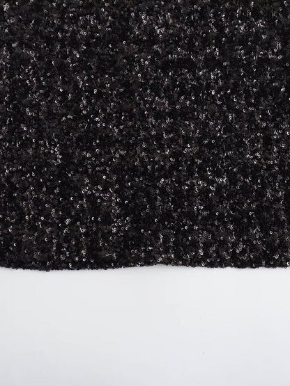 Shirley – Ärmelloses Minikleid mit gepolsterten Schulterträgern und Perlenverzierung