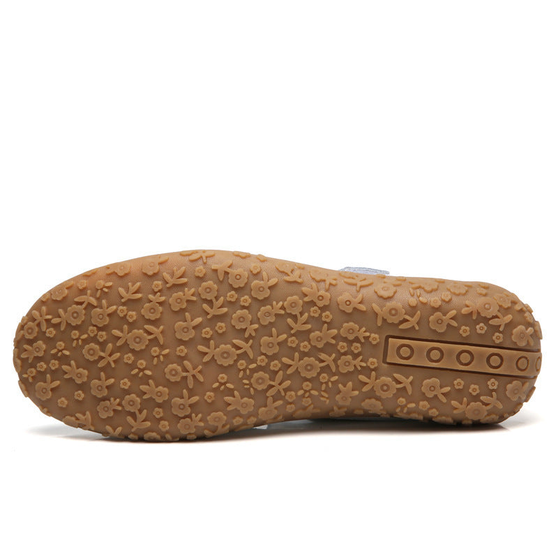 Amanda – Handgemachte Retro Weichsohlenschuhe aus veganem Leder mit Klettverschluss