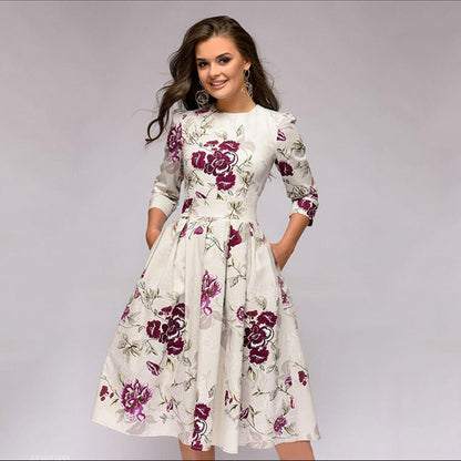 Tara – A-Linien Plissee-Kleid mit modischem Print