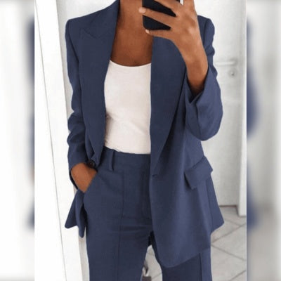 Tara – Eleganter Damenblazer mit Polo-Kragen