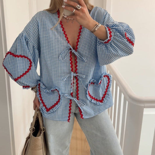 Kim – Kariertes Damen V-Ausschnitt Shirt mit Tasche und Langarm