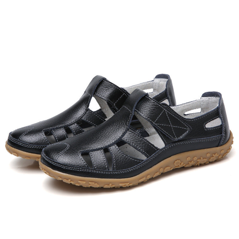 Amanda – Handgemachte Retro Weichsohlenschuhe aus veganem Leder mit Klettverschluss