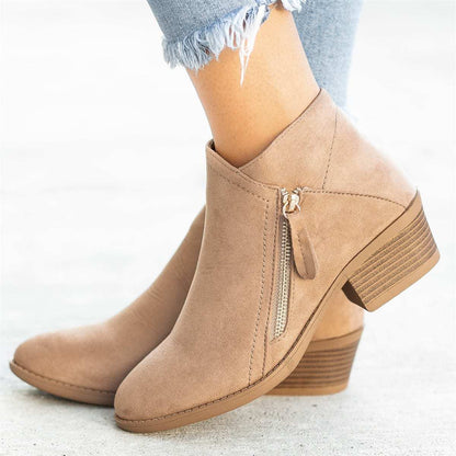 Jennifer – Chunky Heel Stiefel aus veganem Wildleder mit seitlichem Reißverschluss