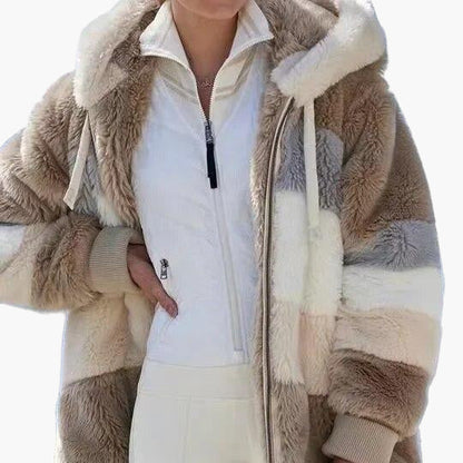 Damen Winterjacke mit Kapuze und Reißverschluss – Modischer Freizeitmantel für kalte Tage
