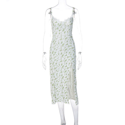 Caroline – Sexy Sommerkleid mit Spitzenblumenmuster und Schlitz