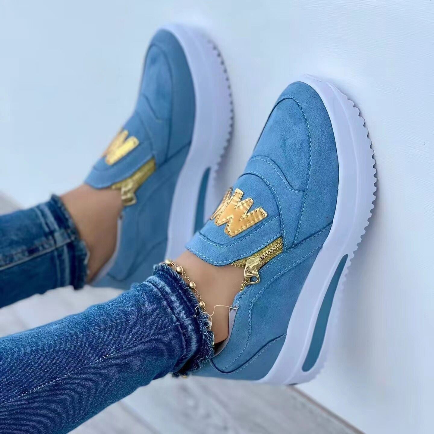 Natasha – Sportliche Damensneaker in großen Größen mit einfarbigem Design