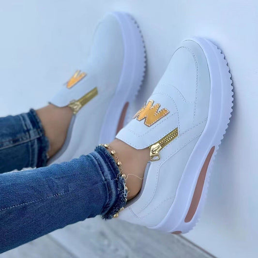 Natasha – Sportliche Damensneaker in großen Größen mit einfarbigem Design