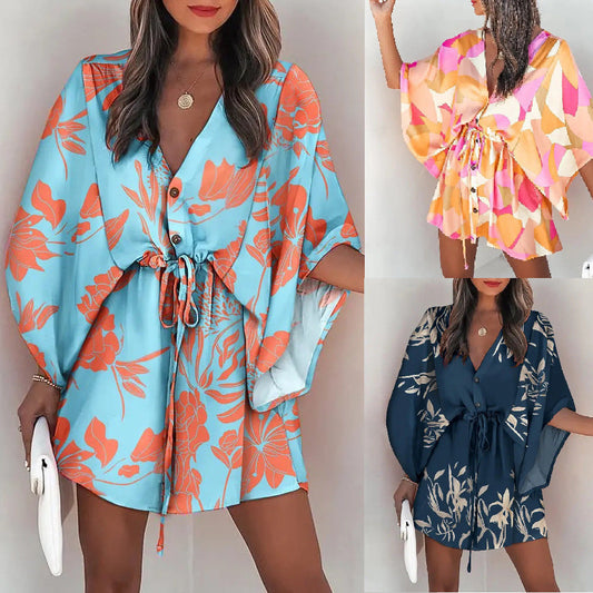 Kelly – V-Ausschnitt gebundenes Strandkleid mit Druck
