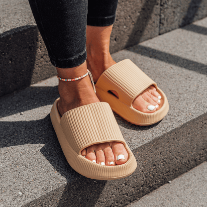 Tracy – Originale Gemütliche Damenhausschuhe
