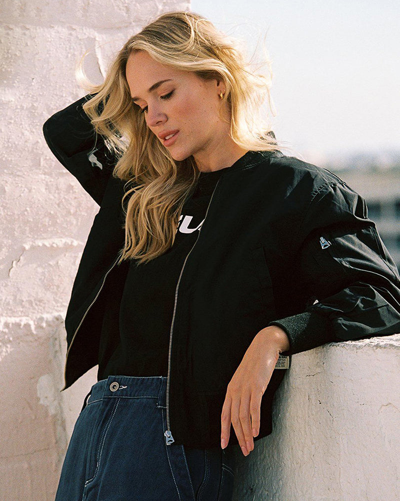 Damen Bomberjacke im klassischen Stil – Zeitloser Trend für Freizeit und Alltag