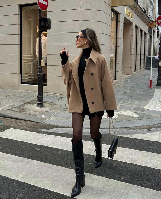 Damen Oversize Mantel im Boxy-Fit – Trendiger Herbst- und Winter-Look für stilbewusste City-Outfits
