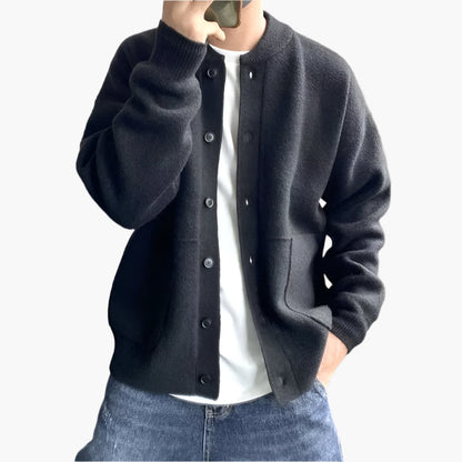 Herren Strickjacke mit Knopfleiste – Lässiger Style für Alltag und Freizeit