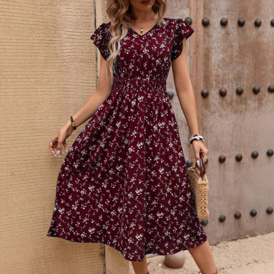Amy – Elegantes Damenkleid mit V-Ausschnitt und Gürteldetails
