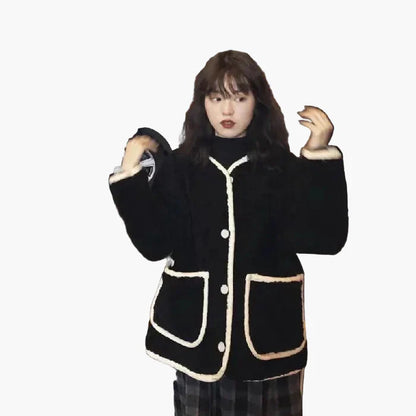 Damen Oversize Teddyjacke mit Knöpfen und großen Taschen – Lässiger Streetstyle für Herbst und Winter