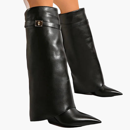 Damen Slouchy Stiefel mit Spitze und flacher Sohle – Modische Statement-Stiefel für Alltag und Ausgehen