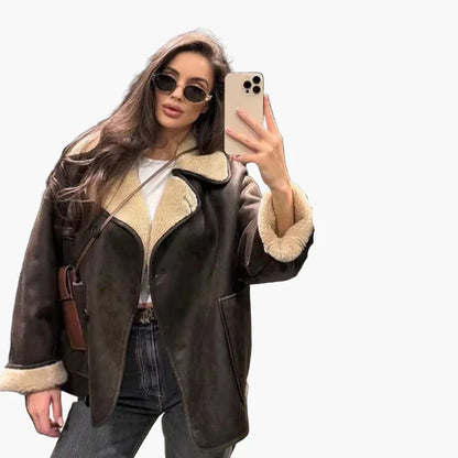 Damen Oversized Streetwear Jacke im modernen Look - Perfekt für Alltag und Freizeit