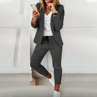 Anna – Zweiteiliges Damen-Büro-Outfit