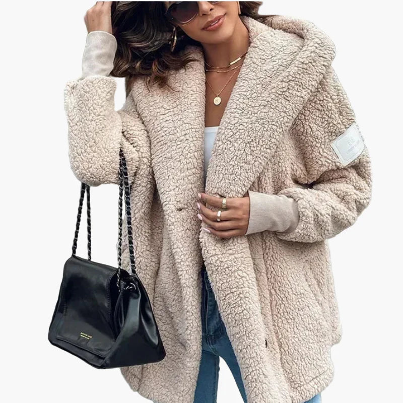 Damen Kuschelige Oversize Teddyjacke mit Kapuze – Trendiger Wintermantel für Alltag und Freizeit