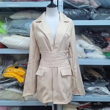 Elizabeth – Damen Blazerkleid mit Gürtel