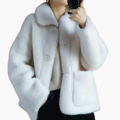 Damen Teddyfell Jacke mit Knopfleiste – Lässiger Wintermantel für Alltag und Freizeit