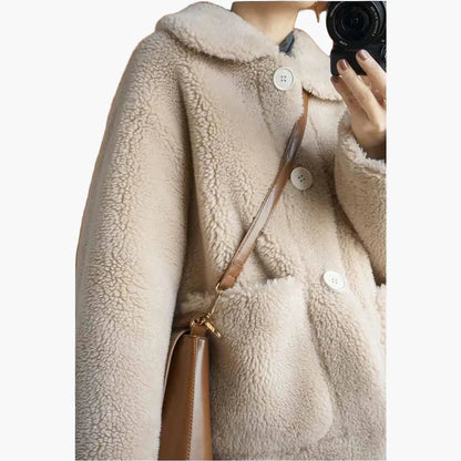 Damen Teddyfell Jacke mit Knopfleiste – Lässiger Wintermantel für Alltag und Freizeit
