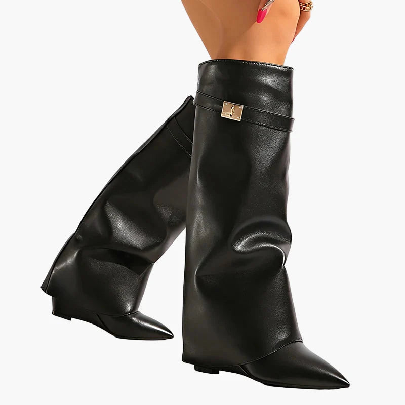 Damen Slouchy Stiefel mit Spitze und flacher Sohle – Modische Statement-Stiefel für Alltag und Ausgehen